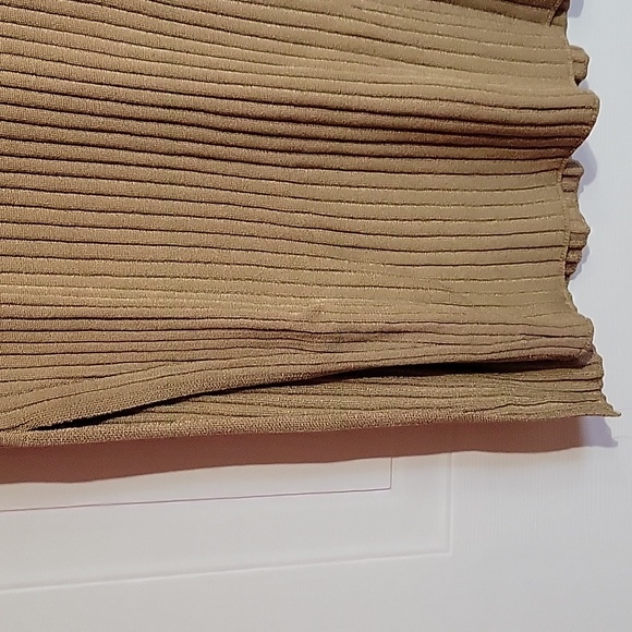 Calvin Klein Camel Colour Midi Skirt US S NWT - Picture 3 of 14